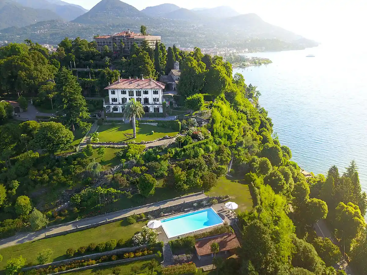 Key Advantages of Top Villa Rental Destinations in Real Estate